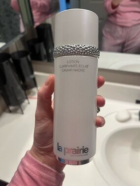 La Prairie White Caviar Nacre Clarifying Lotion